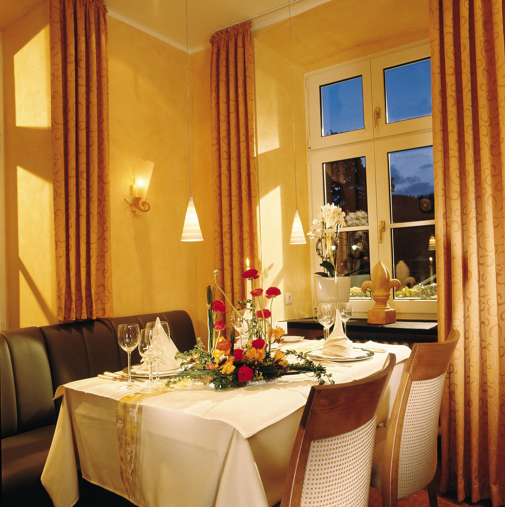 Boutique-Hotel Moseltor Трабен-Трарбах Экстерьер фото